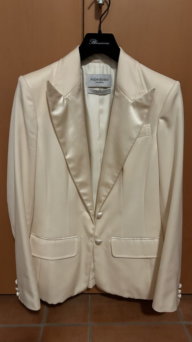 Giacche: YSL elegant blazer  – Usato da Riva San Vitale venduto da mdu_q68b