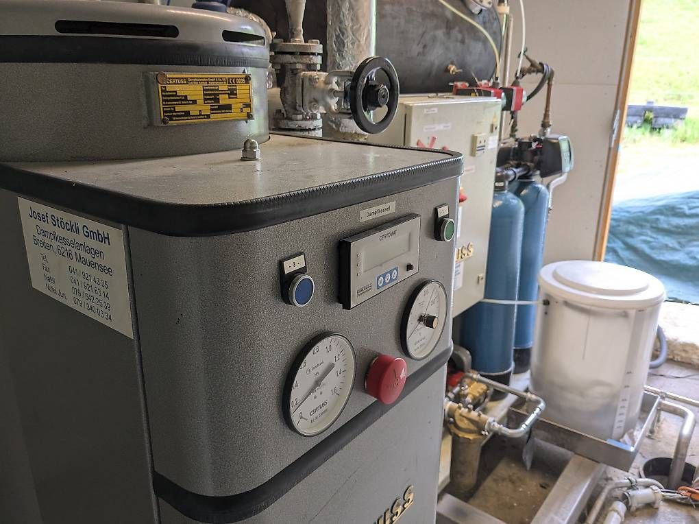 Tutte le macchine: Komplette Milchpasteurisierungsanlage 800 l/h – Usato da Uster venduto da pfister015 3
