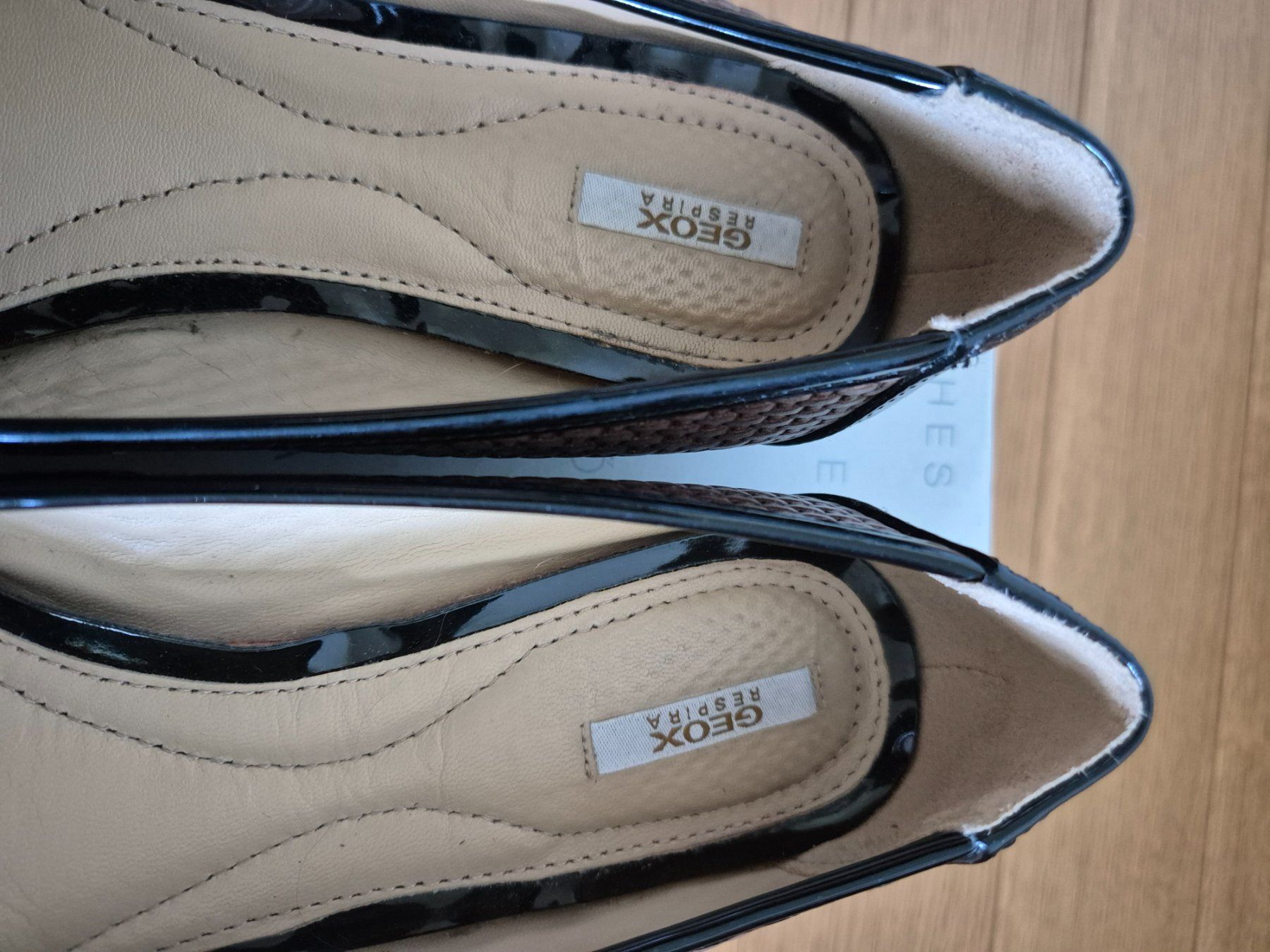 Geox Scarpe da donna: Ballerines GEOX taille 38 - neuves – Nuovo (secondo la descrizione) da Genève venduto da Talhinho 3