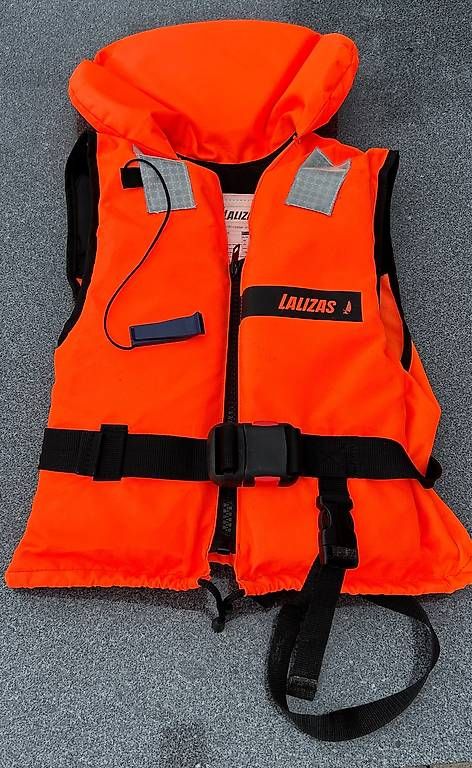 Giubbotti di salvataggio: Schwimmweste Orange 40-50 kg – Usato da Brugg AG venduto da auttenwe