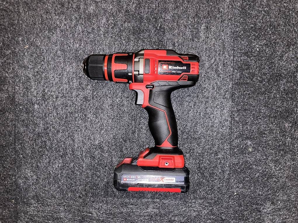 Einhell Trapani: Einhell Akku-Bohrschrauber TE-CD 18/40 – Usato da Grosshöchstetten venduto da Zweckdienlich
