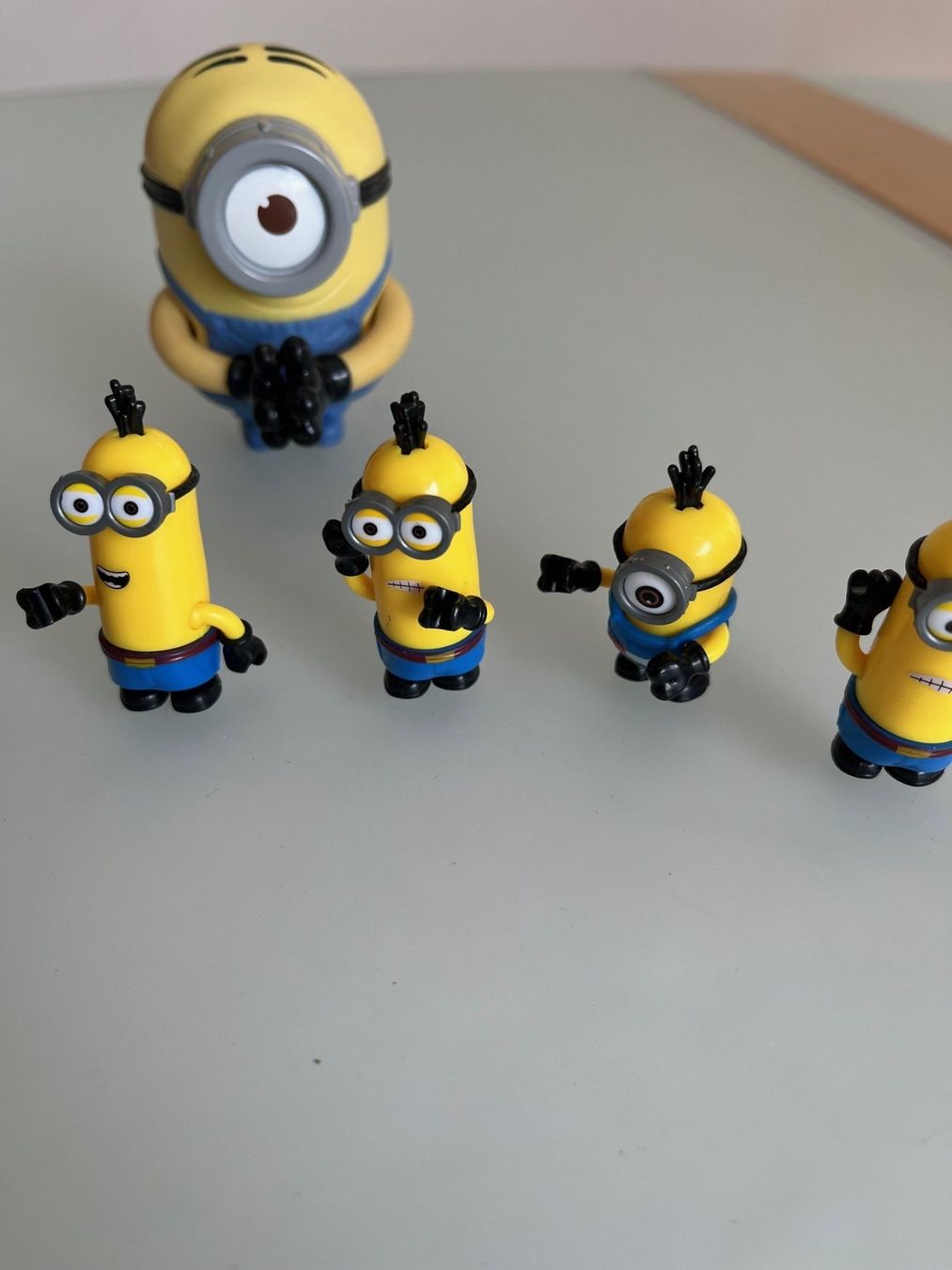 Statuette: Minions Figuren, Schlumpf, Asterix &  Figuren Set – Usato da Amriswil venduto da Ravinvida 3
