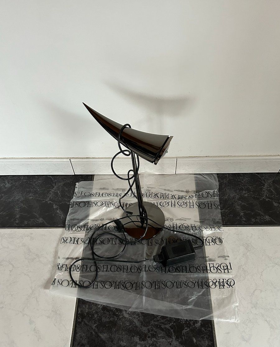 Lampade: ARA - Orig. Lampe by FLOS Designed by Philippe STARCK ! – Usato da Fleurier venduto da dyneau 1