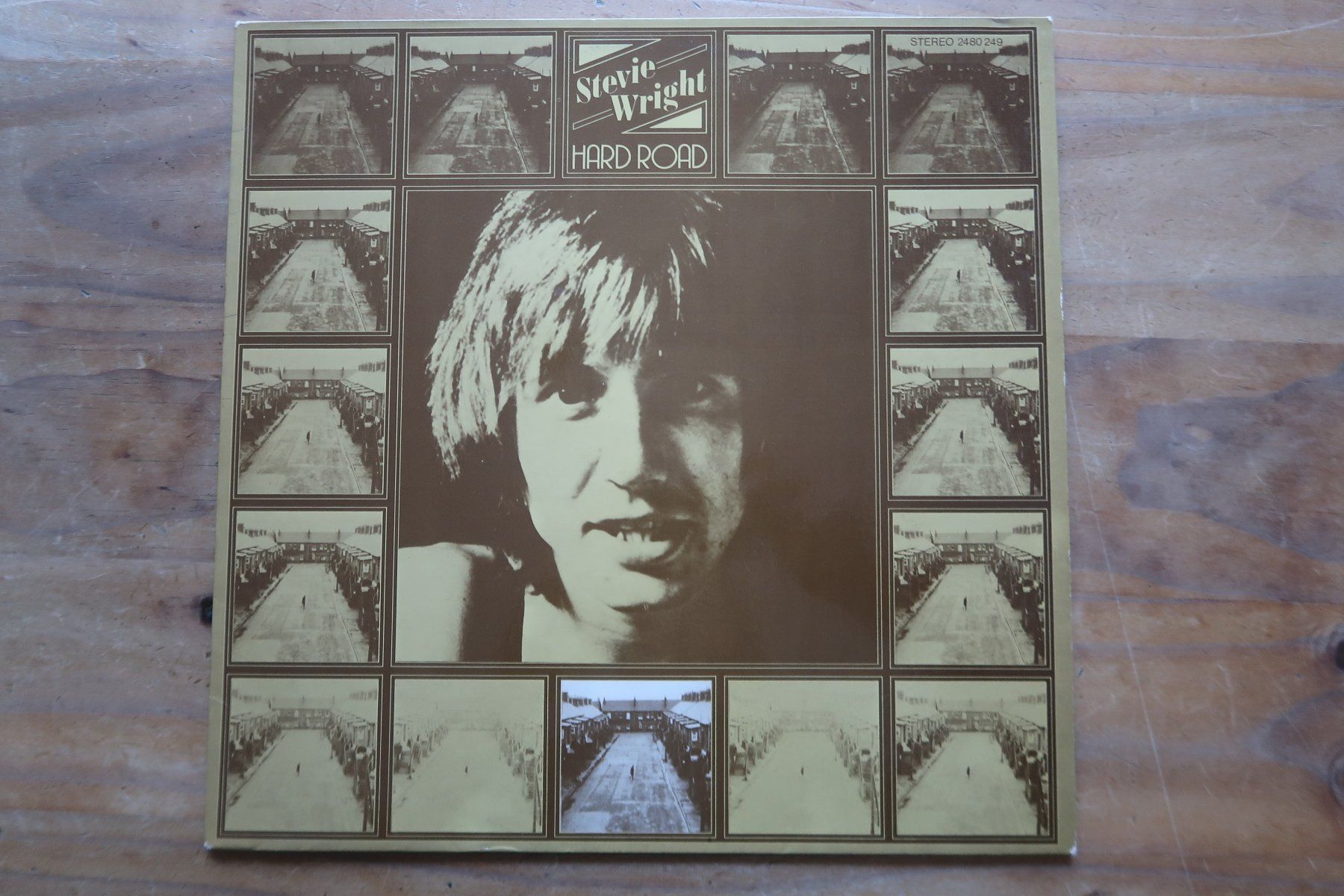 Dischi in vinile: STEVIE WRIGHT - HARD ROAD - EX- THE EASYBEATS - VINYL LP – Usato da Basel venduto da Patiscat