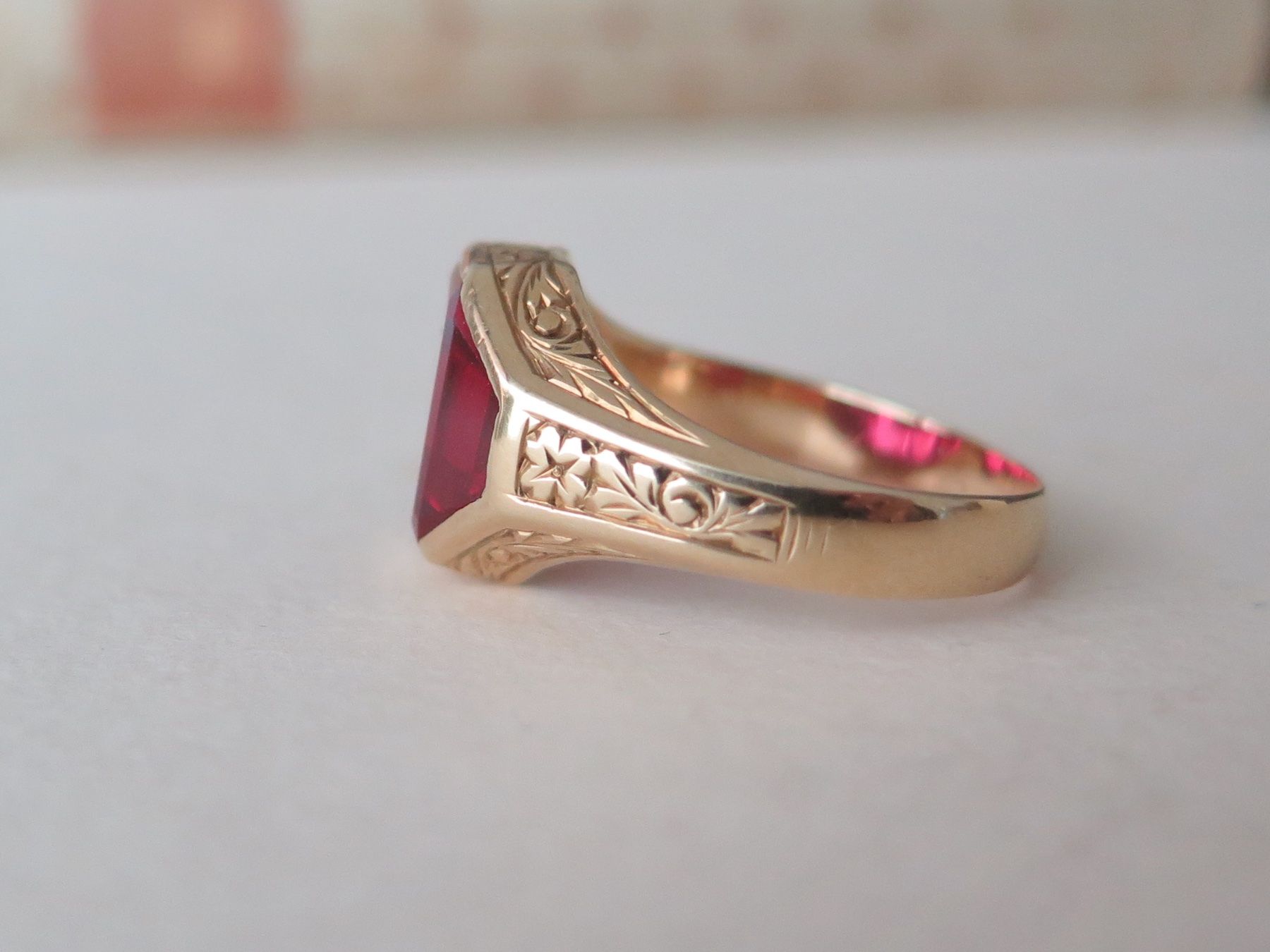 Anelli: Art Deco Ring mit Rubin, 14k Gold – Usato da Meilen venduto da RosieZurich 4