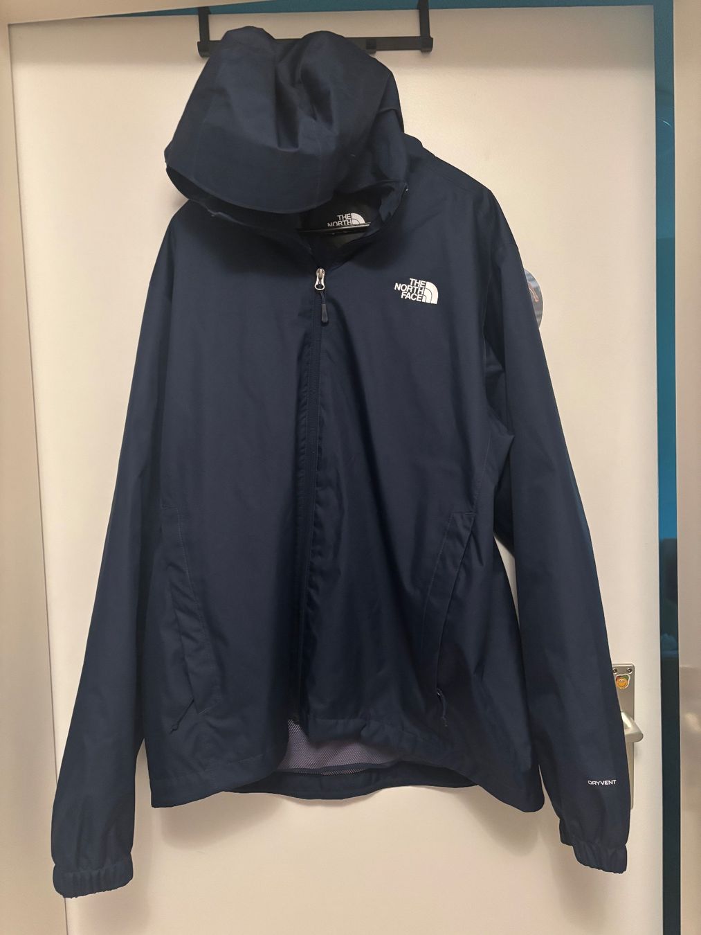 North Face Giacche: Regenjacke The North Face – Usato da Benglen venduto da Yxpi17