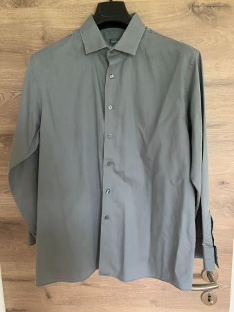 Graues Kenneth Cole Reaction Herrenhemd Gr. 32-33