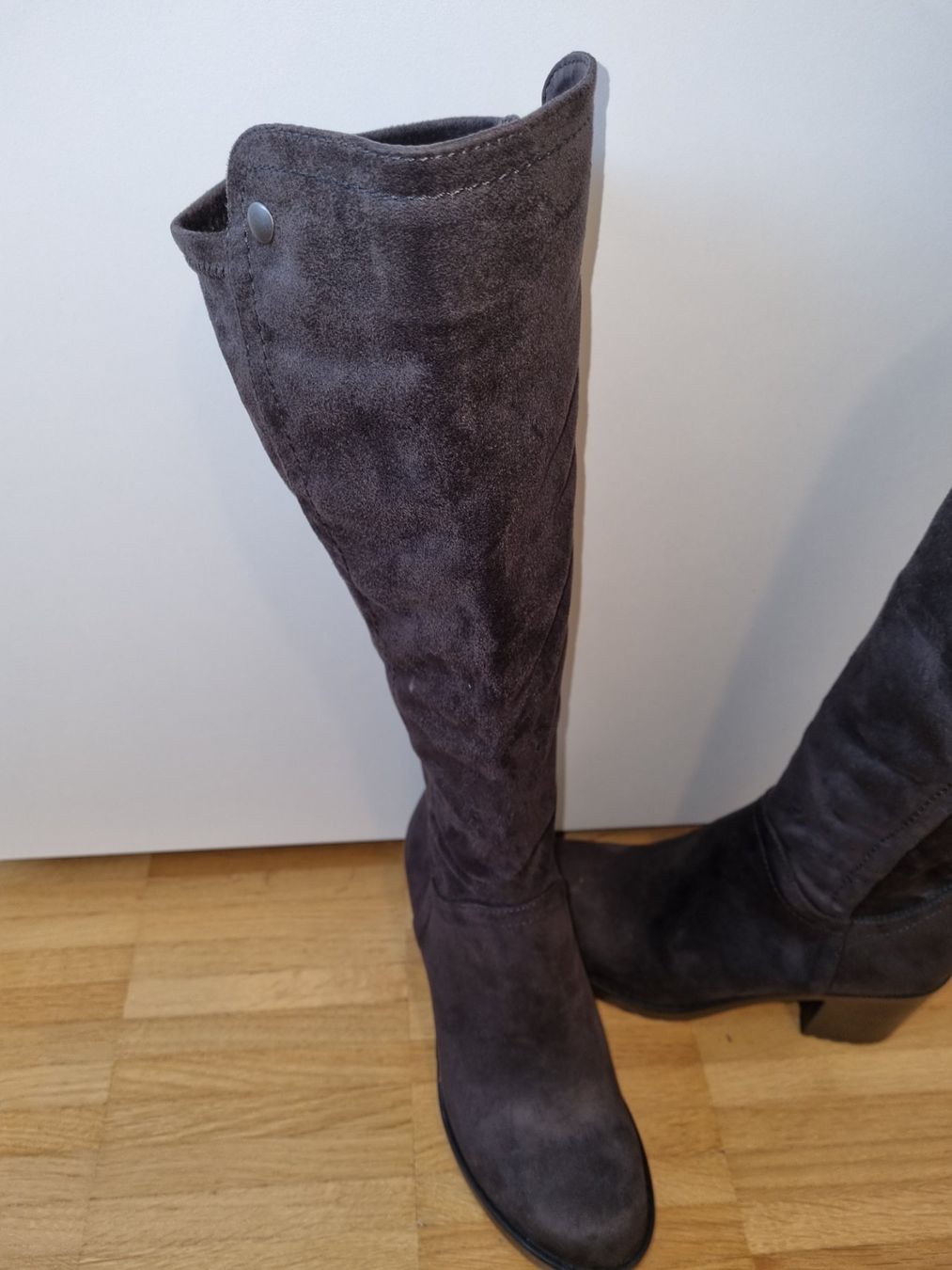 Dosenbach Scarpe da donna: Stiefel Gr. 37 OVP – Nuovo e nell'imballaggio originale da Zofingen venduto da Felpa 1