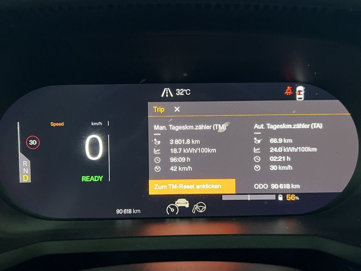 Polestar Automobili:  Polestar 2 Long Range Dual Motor Performance Launch Edition – Usato da Hurden venduto da MCRC_Plastics 5