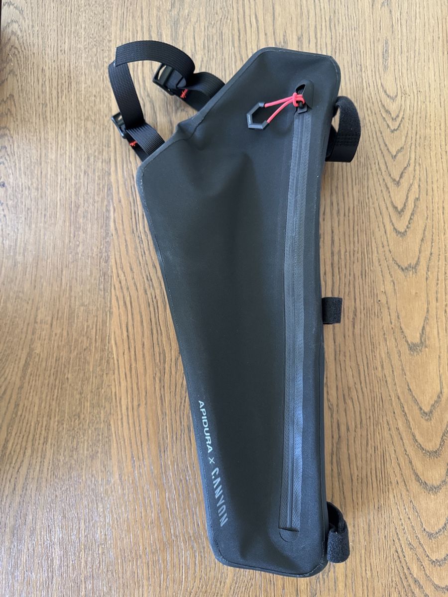 Canyon Pezzi di ricambio: Apidura x Canyon Frame Pack 4.5L black – Nuovo (secondo la descrizione) da Zürich venduto da JAGD-bikes 1