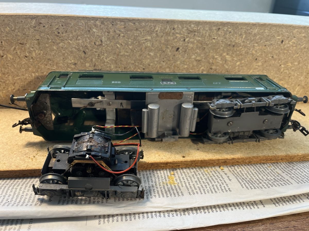 Modellini di ferrovie: Lokomotive SBB 10016 Spur 0 – Difettoso da Oberwil BL venduto da e24_6ft2 3