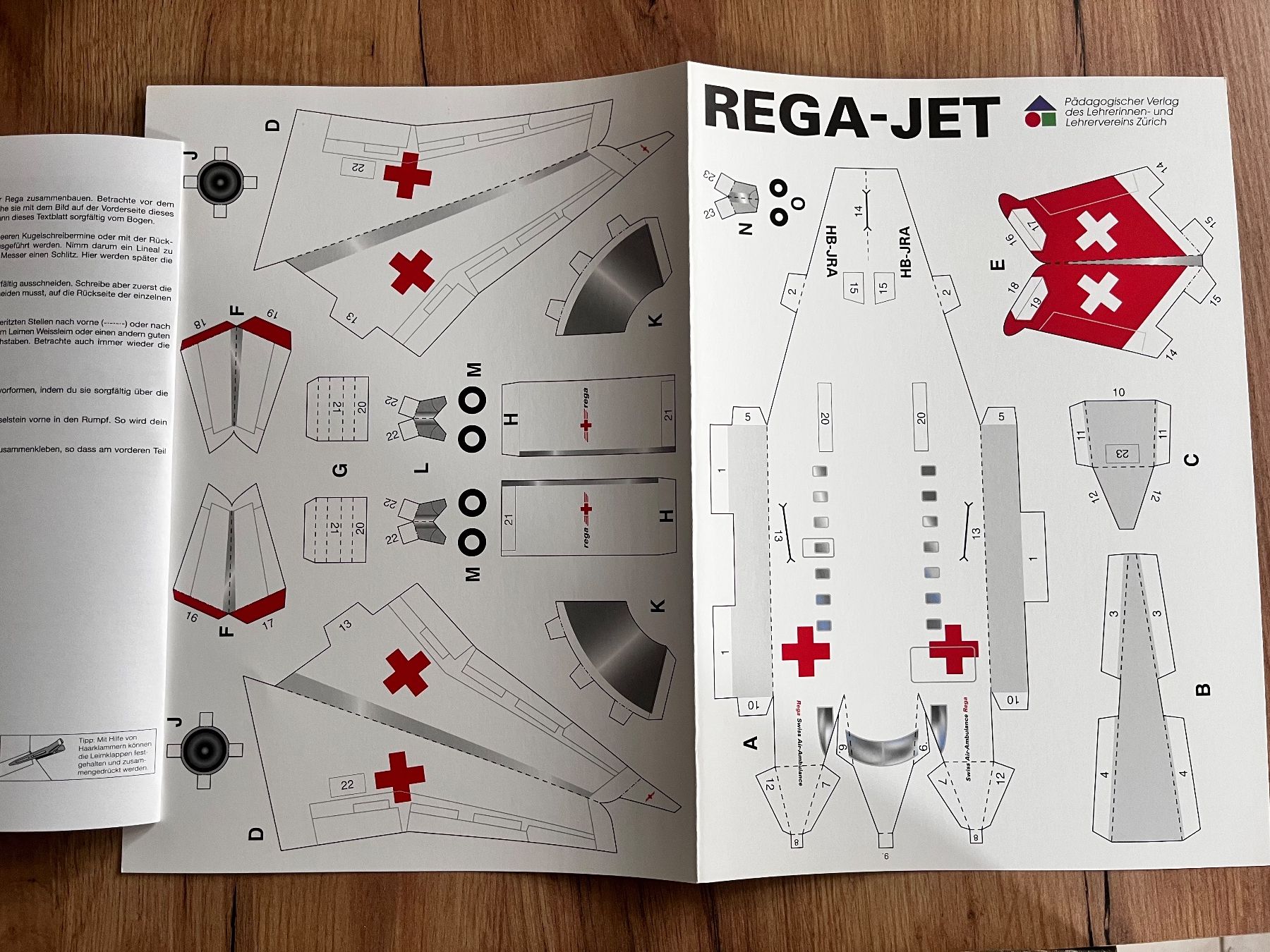 Kit bricolage: 1 Modellbogen Pädagogischer Verlag Rega Jet – Usato da Büsserach venduto da bor_s88m 1