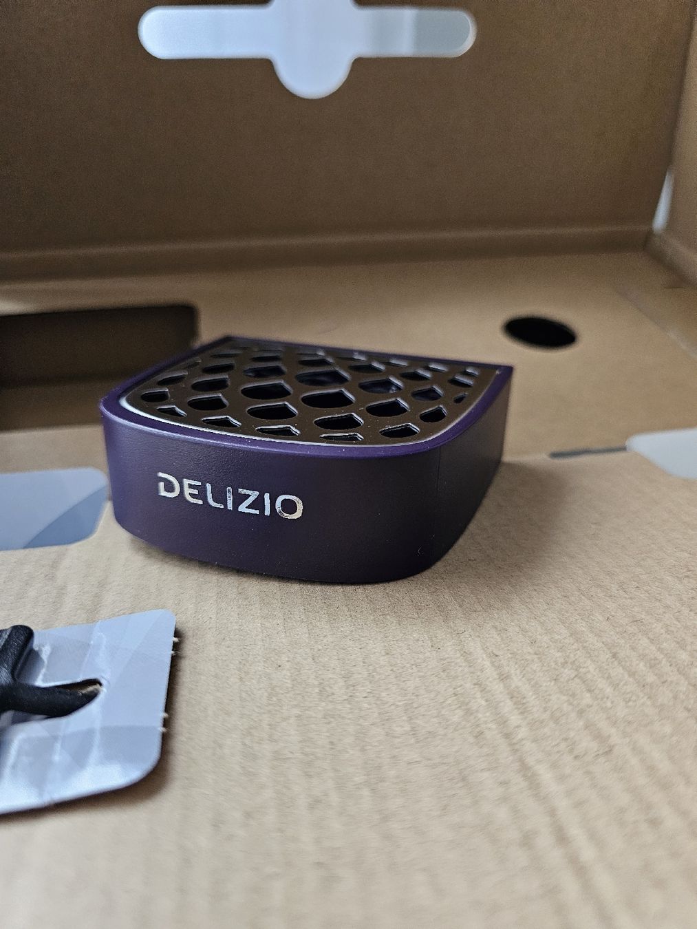 Delizio Macchine per caffè & Macchine per espresso: Delizio Una Automatic Kaffeemaschine – Nuovo e nell'imballaggio originale da Zürich venduto da sav_8c2f 2