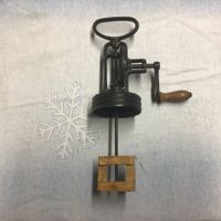 Antiker Schneebesen Handrührgerät