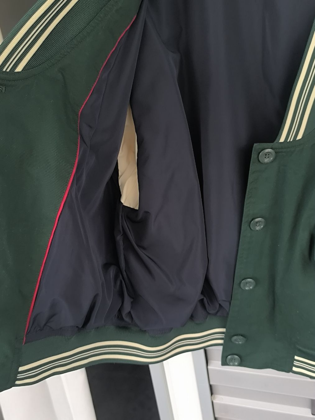 Tommy Hilfiger Jacken: Jacke Tommy Hilfiger  – Neu (gemäss Beschreibung) aus Oftringen von Lejaleja 6