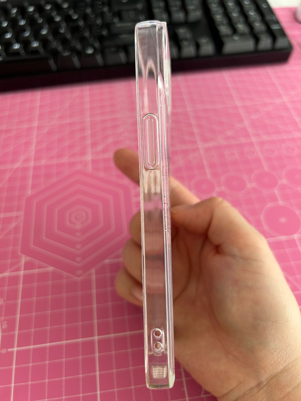 Apple Covers & Schutzfolien: iPhone 14 phone case - NEW! – Neu und originalverpackt aus Basel von lau_982w 4