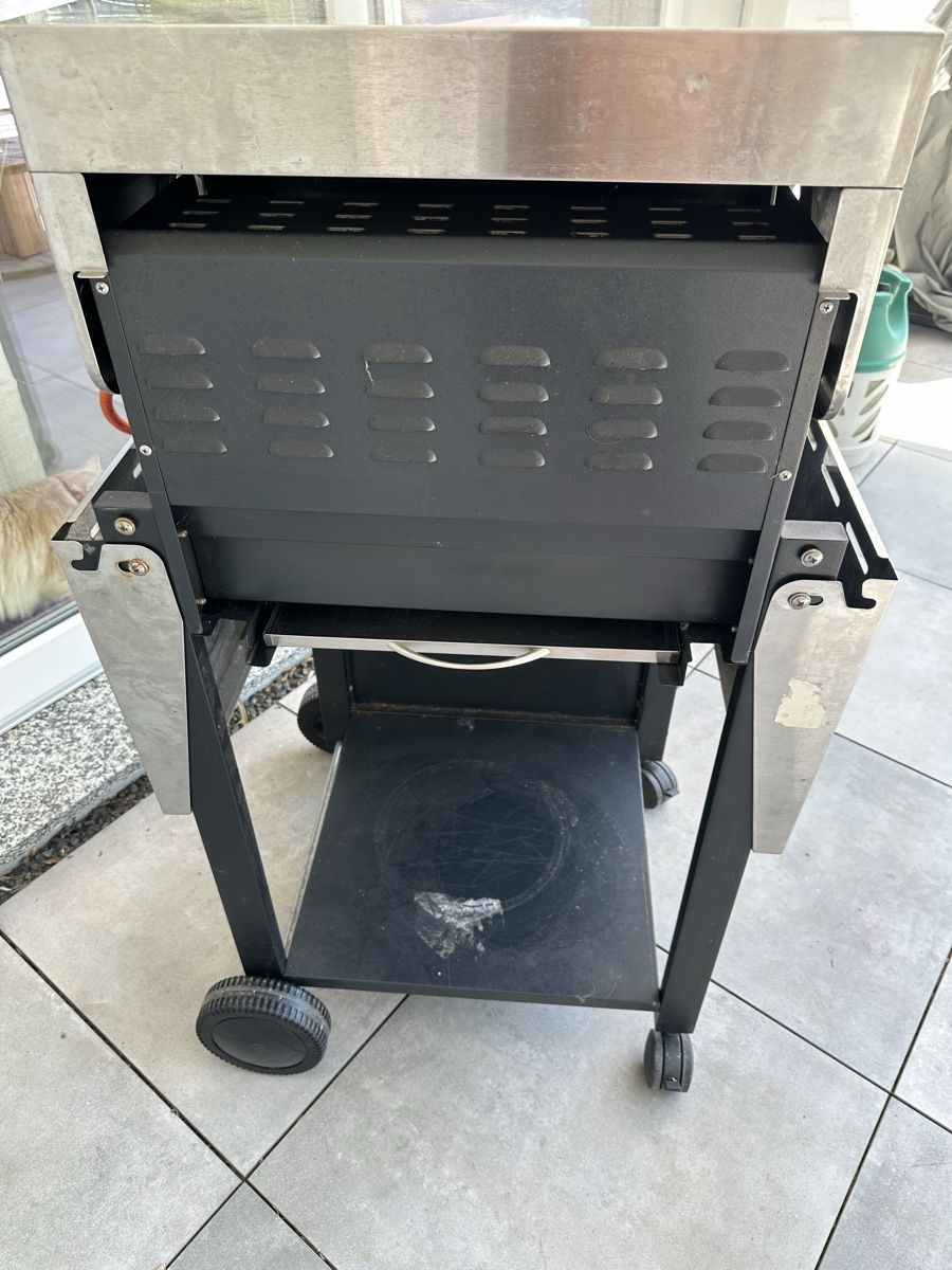 Griglie: Grill Brabecue FUST Primotecq – Usato da Boudevilliers venduto da Voirino 4