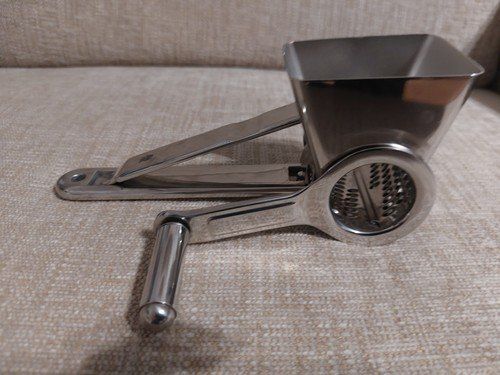 WMF Elettrodomestici da cucina: WMF Gourmet Käsemühle - Edelstahl – Usato da Freidorf TG venduto da jurist59