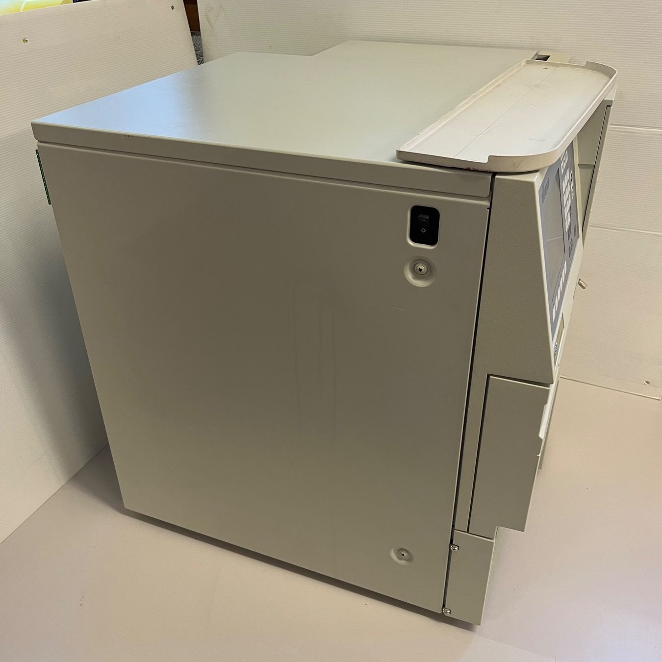 Accessori da laboratorio: Waters Alliance 2695 Separation Module – Usato da Niederdorf venduto da LeptonAG_Labor 9