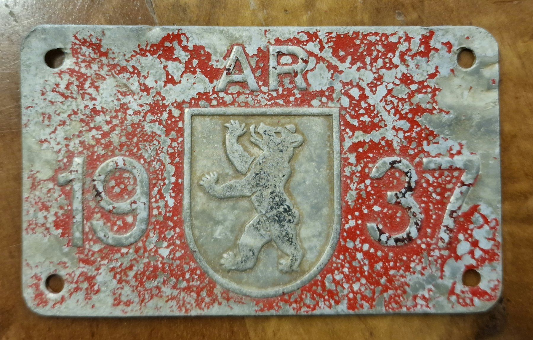 Schilder: Velo Nummer, Fahrradnummer AR 1937 – Gebraucht aus St. Margrethen SG von Goldig