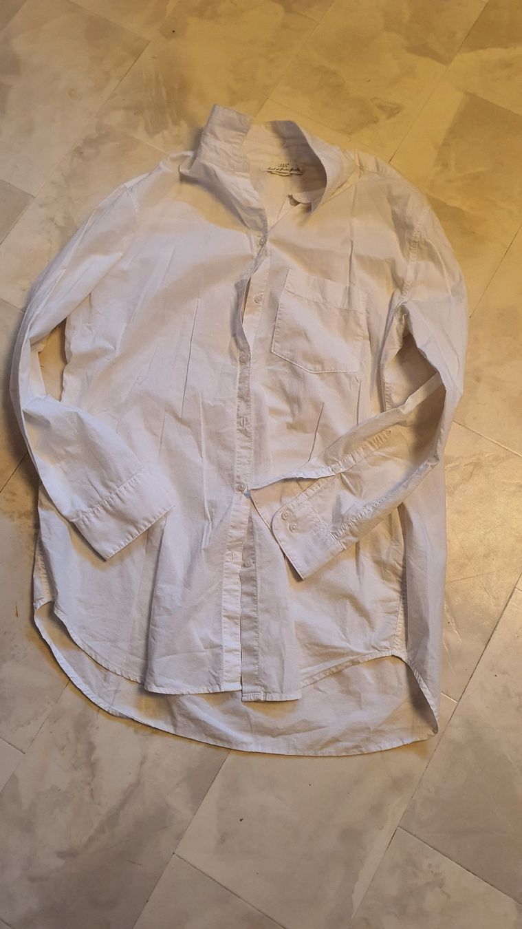 Lots de vêtements: 2 Hemden mit passenden Schals – D'occasion à Flawil par minggeli83 4