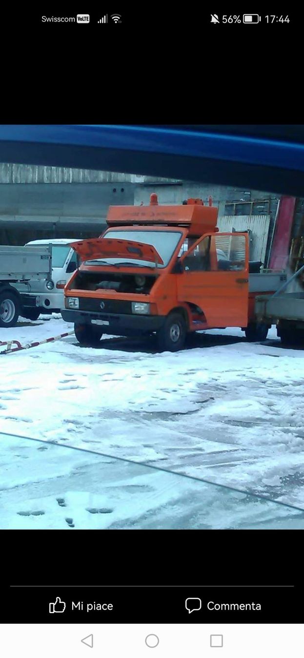 Box da tetto: Renault Trafic mk1 Dachbox ab Fr. 1.- – Usato da quartino venduto da bernet.rs 1