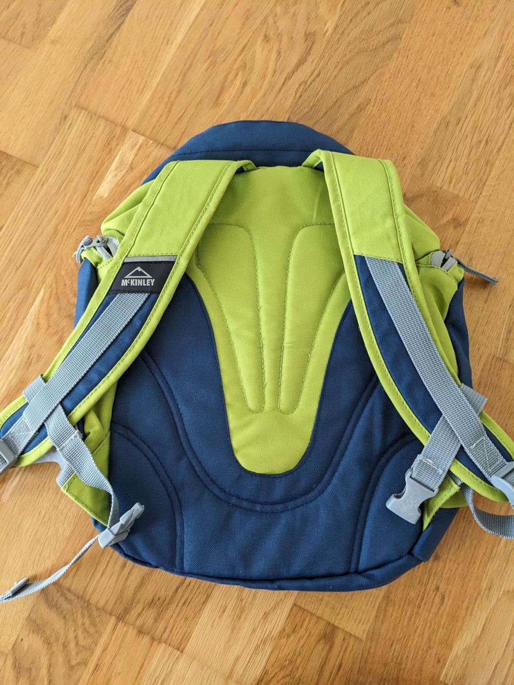 Mckinley Borse & Zaini: MC KINLEY Kinderrucksack mit Waschbär – Usato da Sutz venduto da Rawypp 1