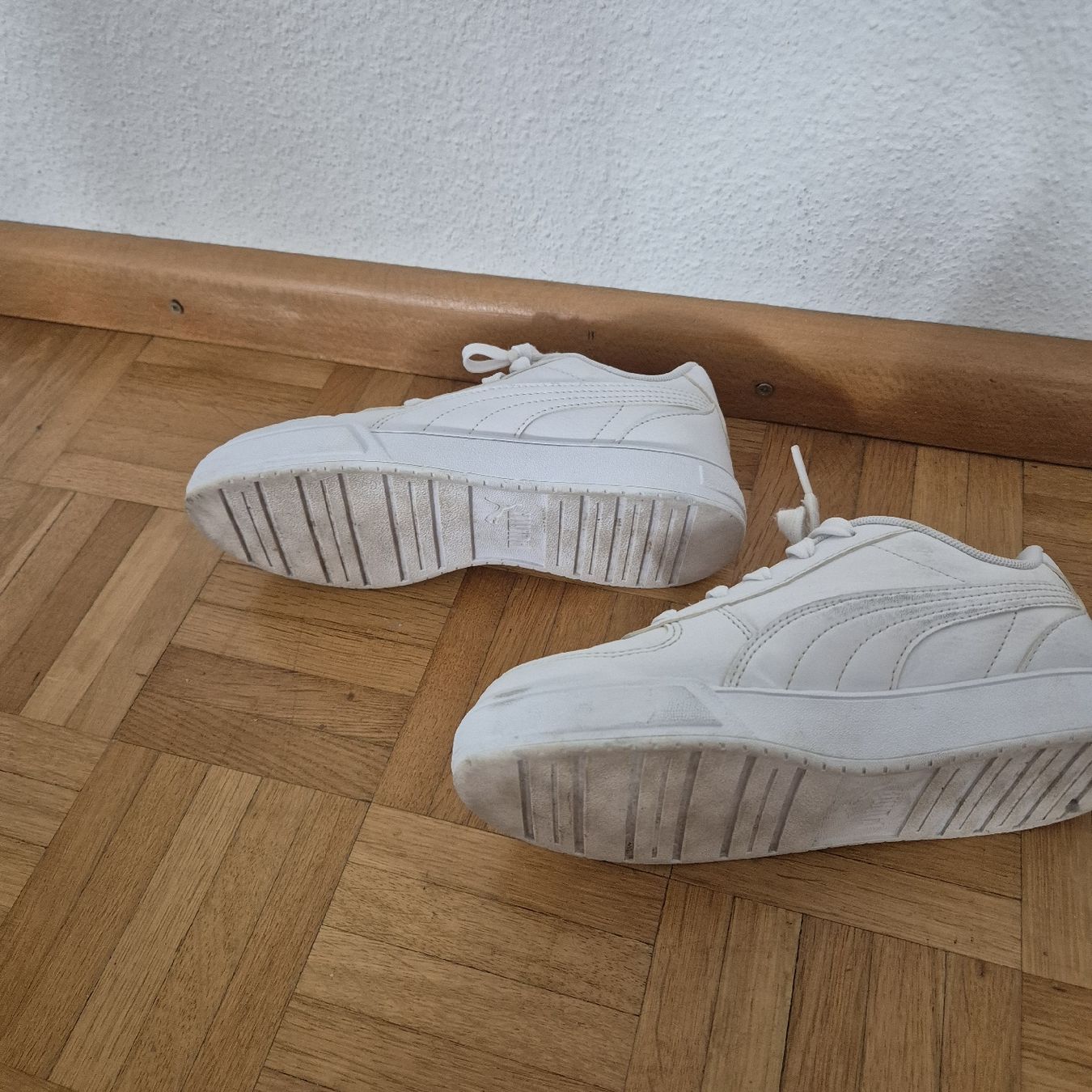 Puma Scarpe per ragazze: Puma Sneaker weiss Grösse 35  – Usato da Münchenstein venduto da yes_l59n 3