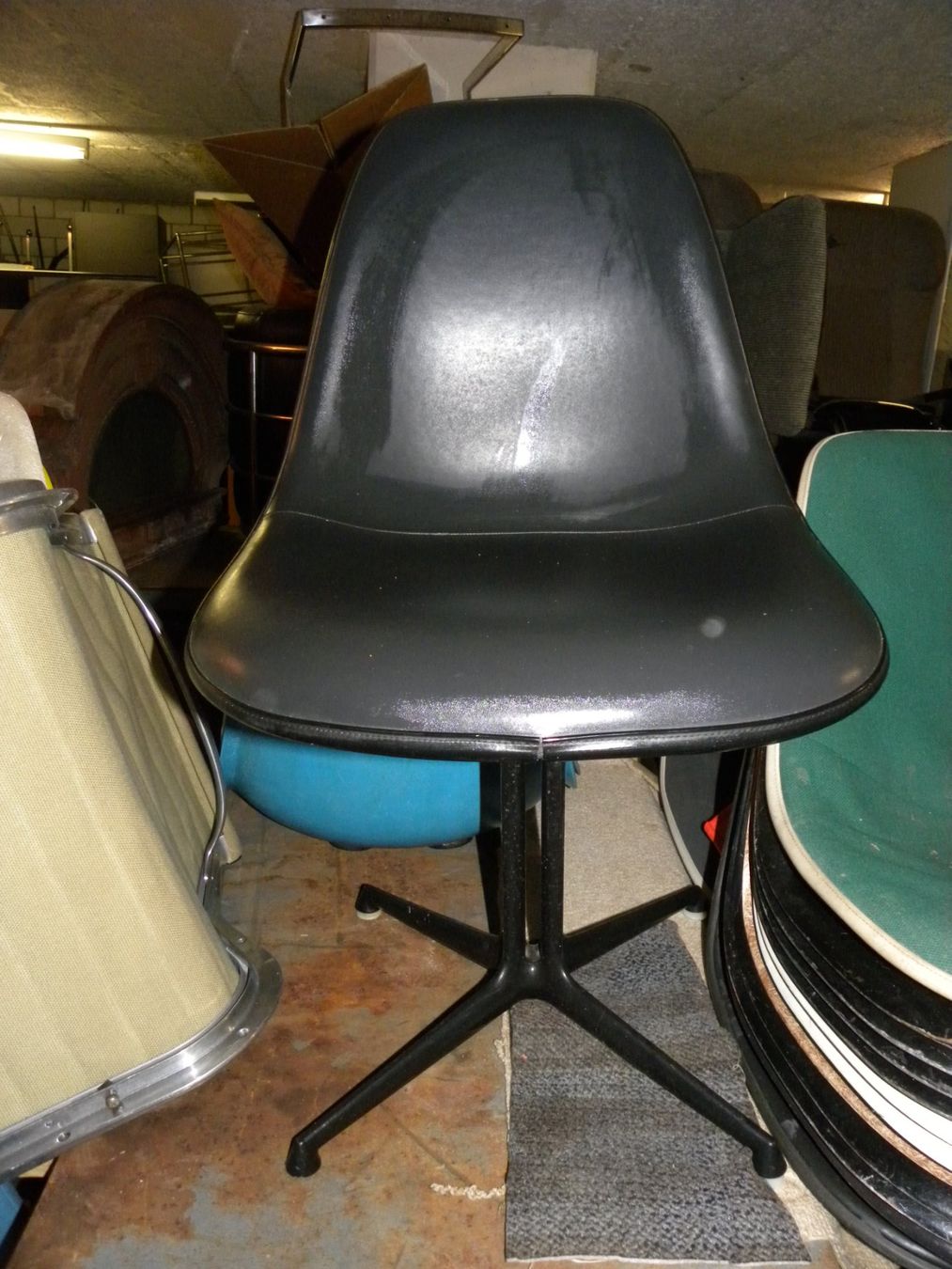 Herman Miller Sedie: EAMES VITRA SIDECHAIR – Usato da Küsnacht ZH venduto da walterzingo