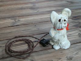 kleiner  weisser Terrier, Rauchverzehrer Porzellan