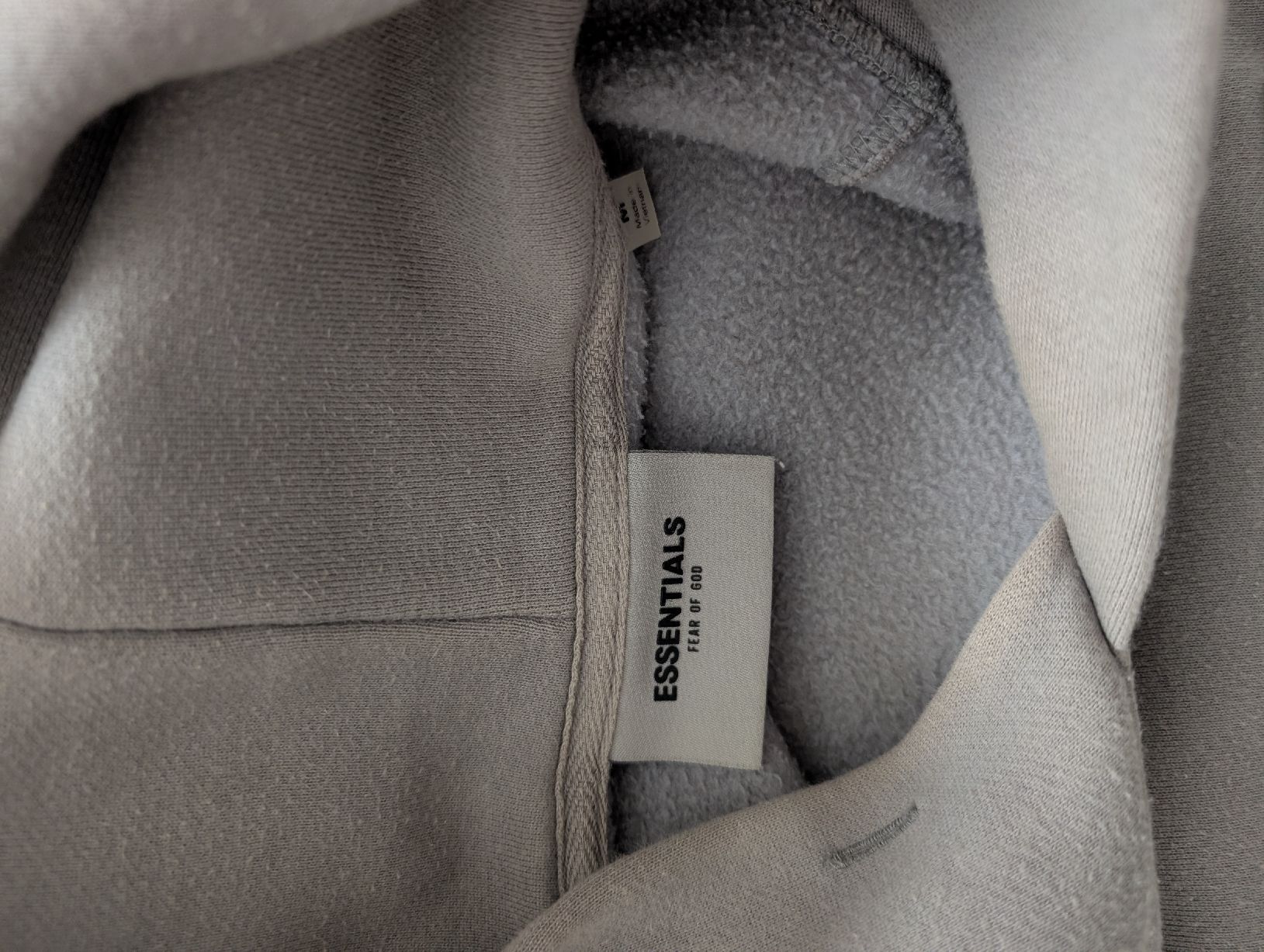 Fear of God Pulls & Sweat-shirts: Fear of God Essentials | Pullover | M – D'occasion à Altdorf UR par Mattia0226 3
