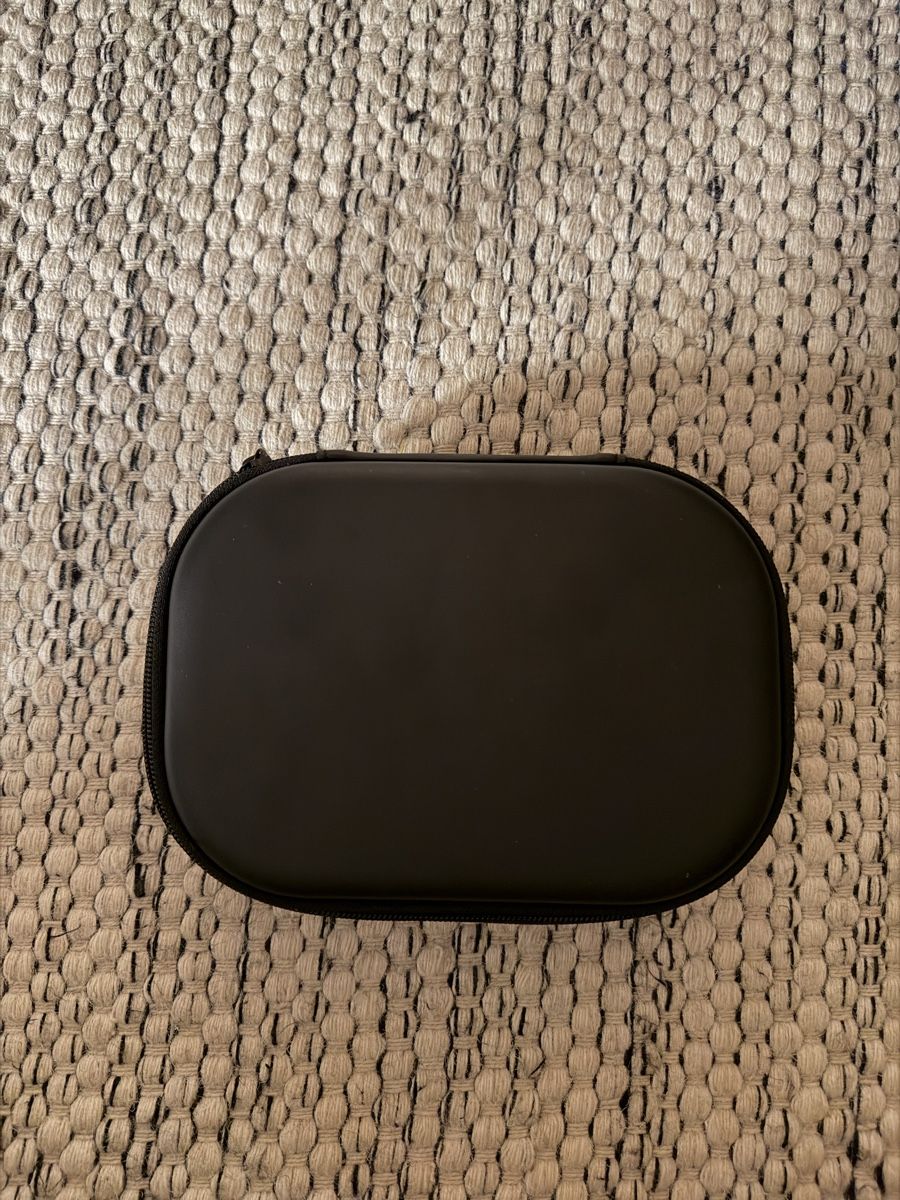 Google Cuffie: Brand New Google "Acrux" Wireless ANC Headphones – Usato da Zürich venduto da catfuso 1