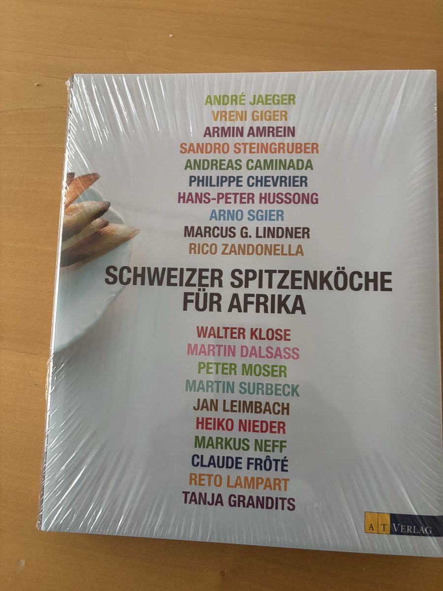 Libri: Kochbuch von Spitzenköchen neu – Nuovo e nell'imballaggio originale da Bettwil venduto da Petrus59