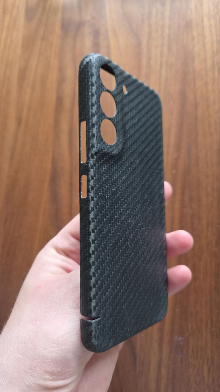 Samsung Cover & Protezioni schermo: Schutzhülle Samsung Galaxy S22 - echtes Carbon – Usato da Winterthur venduto da PADE777 2