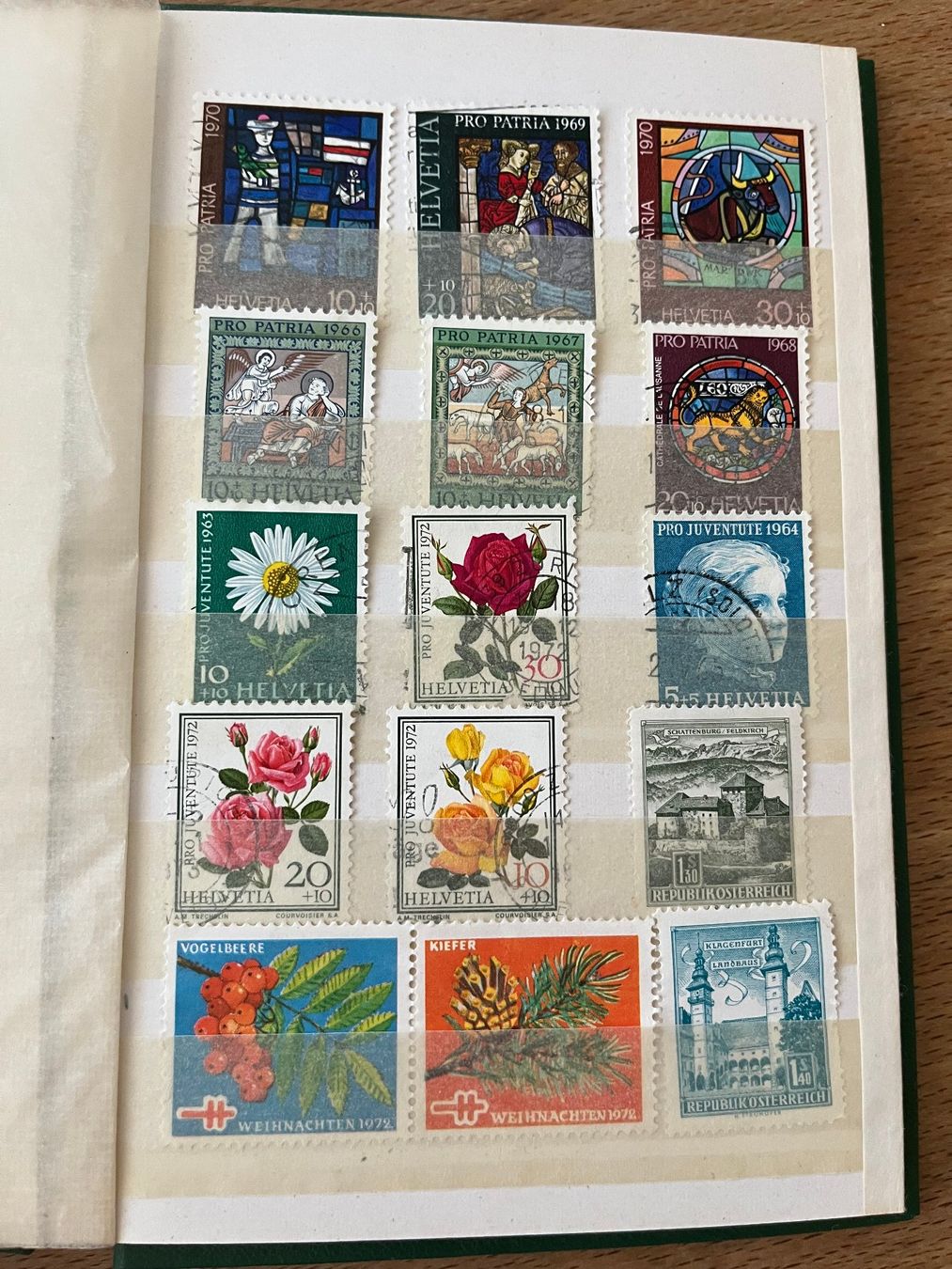 Tutti i francobolli: Briefmarkensammlung international – Usato da Zürich venduto da Nostalgia 7