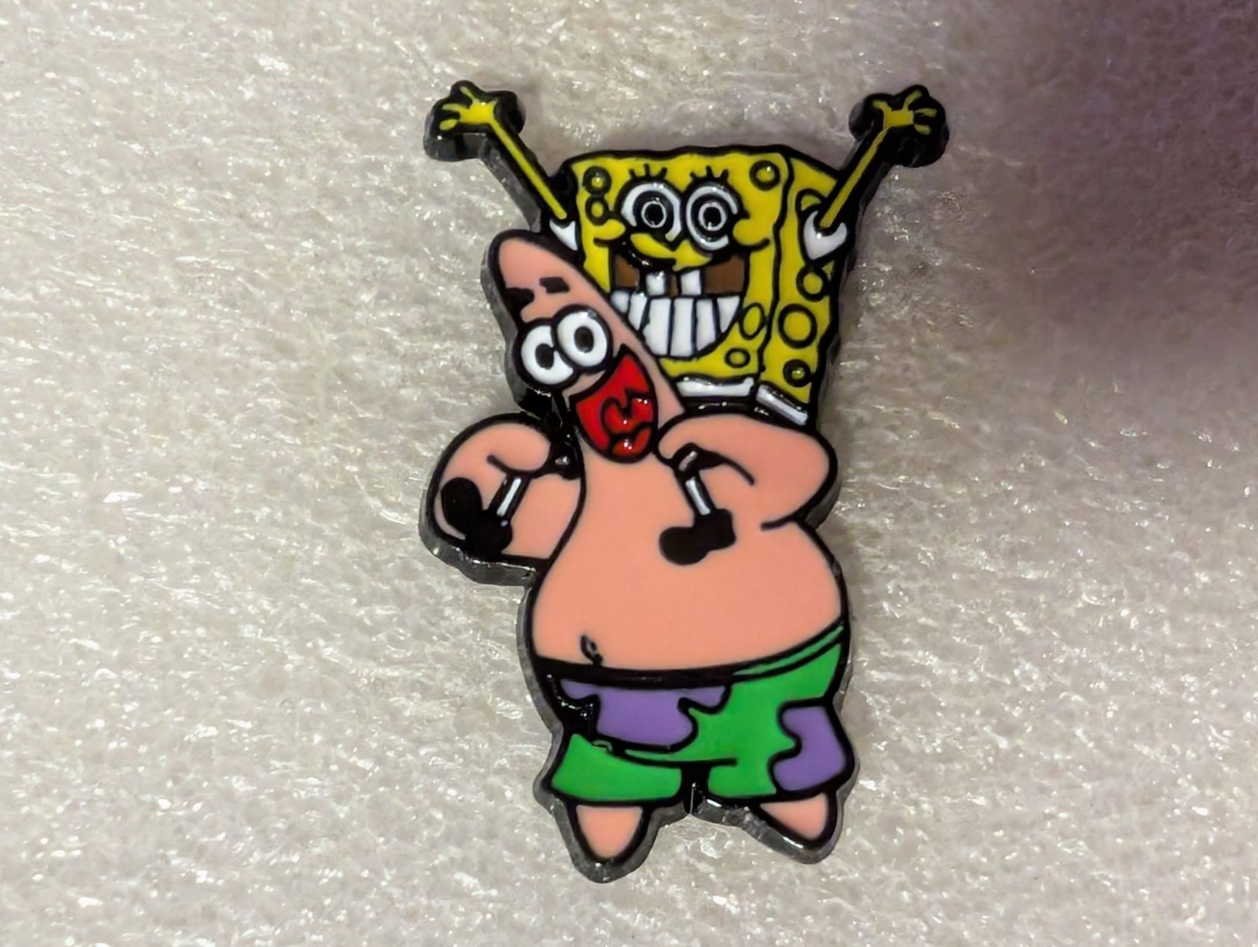 Placchette & Badge: Ansteckpin 12: Spongebob Schwammkopf – Usato da Oppligen venduto da Pin-Fall-Shop
