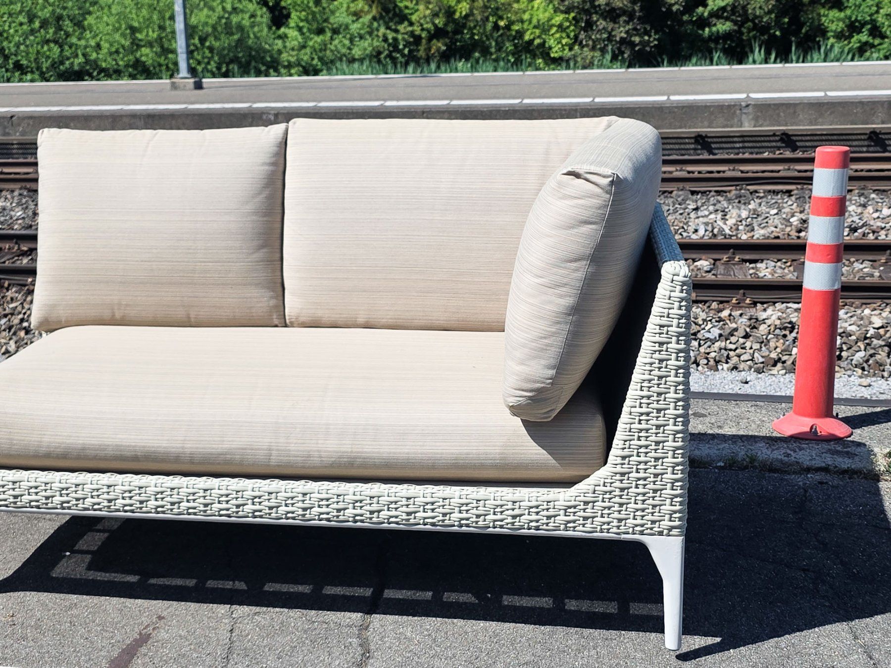 Dedon Divani: Dedon Gartensofa - sehr guter Zustand - Ref 05/59 – Usato da Au ZH venduto da BrockiAu 6