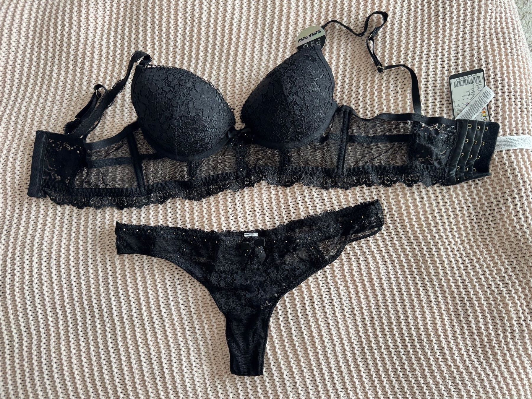 Altra biancheria intima: Ensemble lingerie neuf – Nuovo (secondo la descrizione) da Montreux venduto da Izapechee