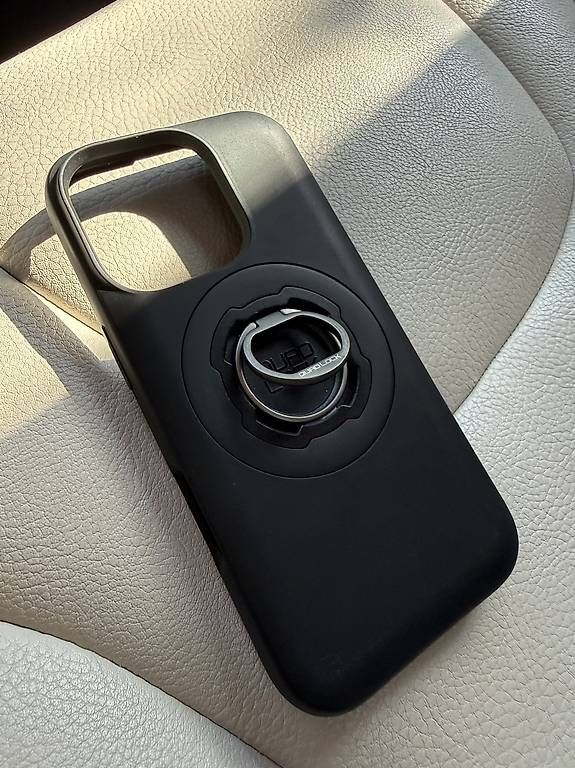 Covers & Schutzfolien: Quad Lock MAG V2 + Support + Coque iPhone 16 Pro – Gebraucht aus Belmont sur Lausanne von Primefire 1