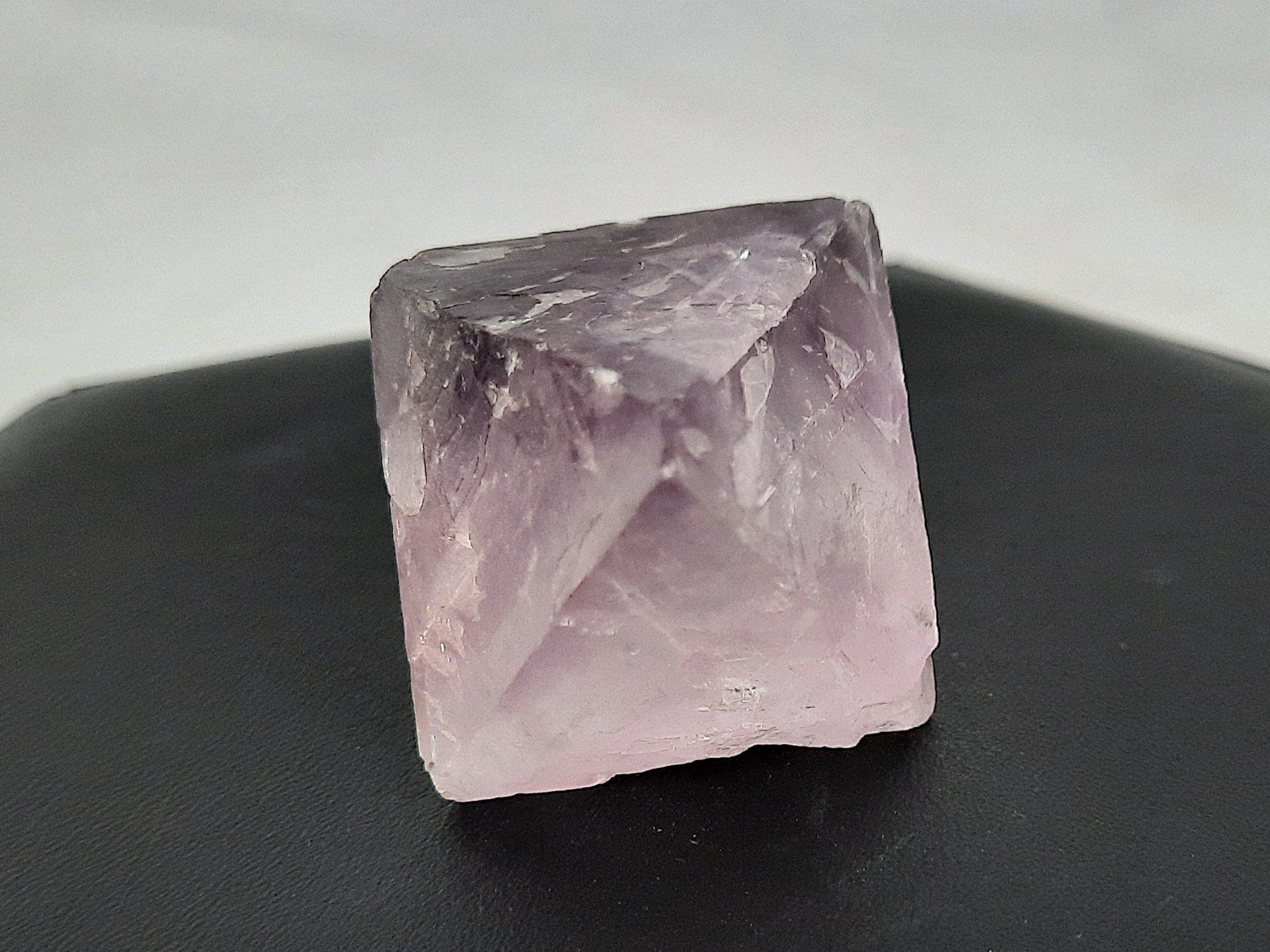 Minerali & Pietre curative: Amethyst Pyramidenförmig – Usato da Beinwil am See venduto da Restwert_Beinwil 2