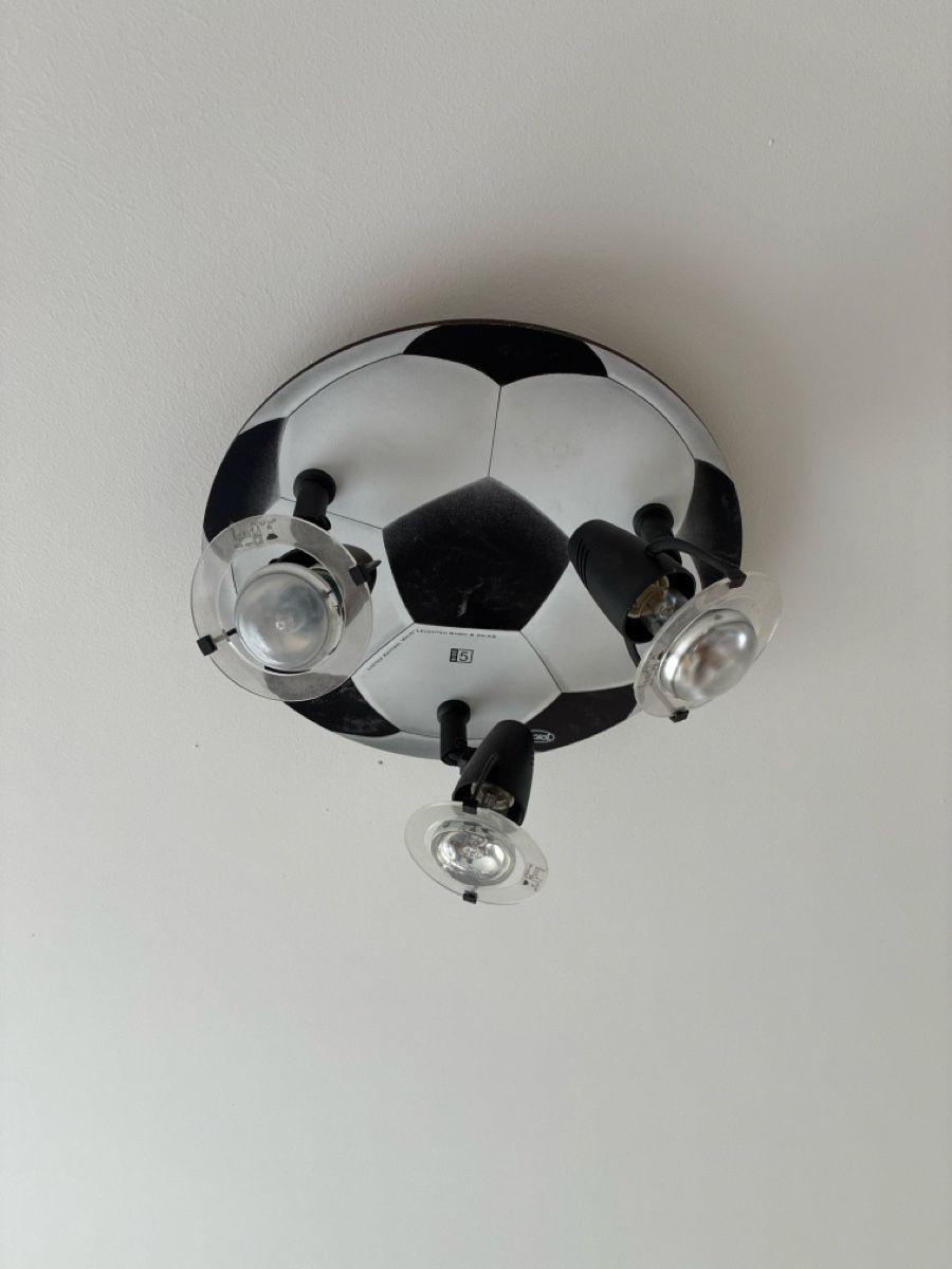 Lampadari & plafoniere: Fussball Deckenleuchte Kinderzimmer Lampe – Usato da Seengen venduto da FDN8510