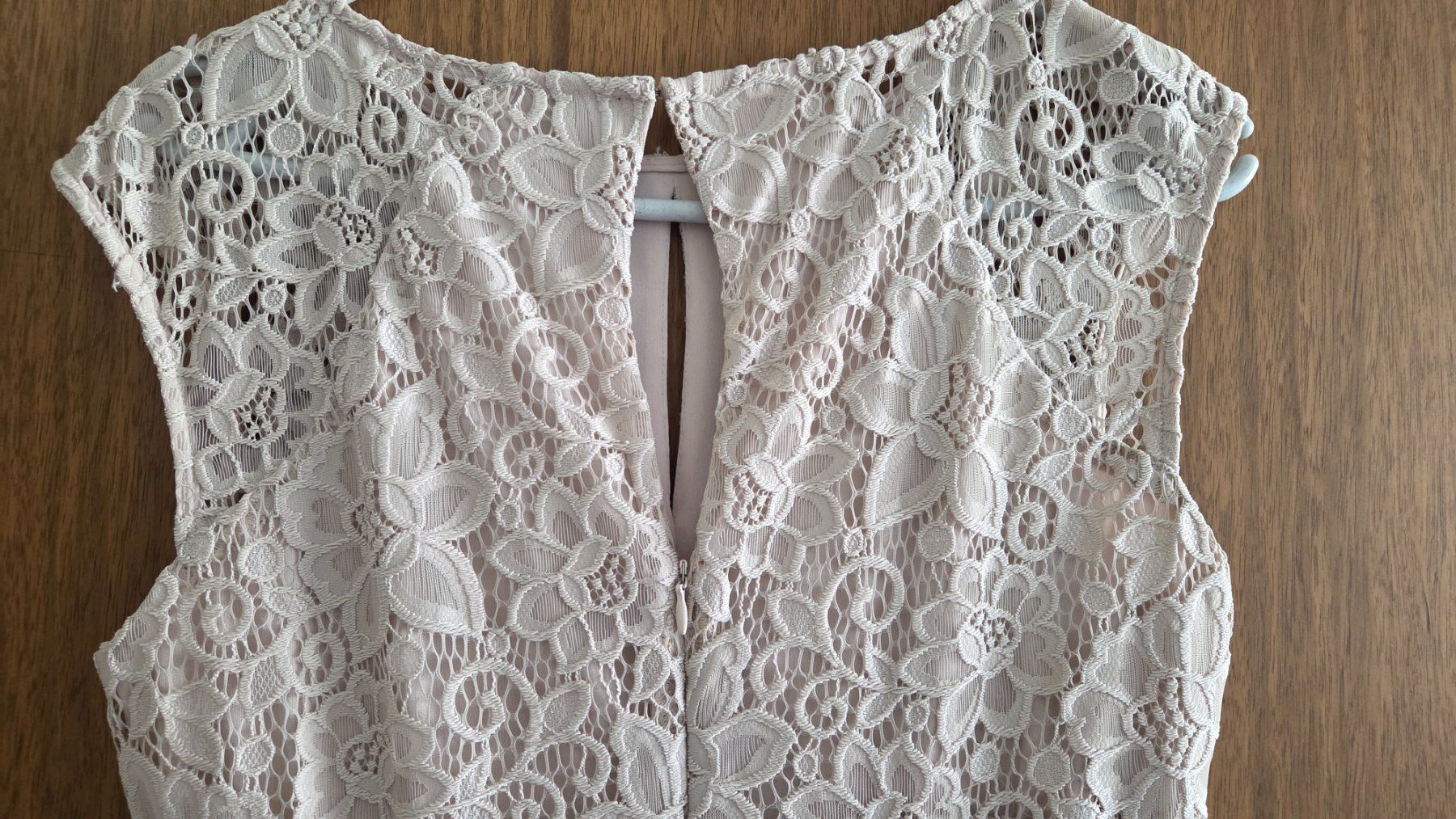 Vestiti: Spitzenkleid hellrosa von Wallis – Usato da Nürensdorf venduto da Aw18 4