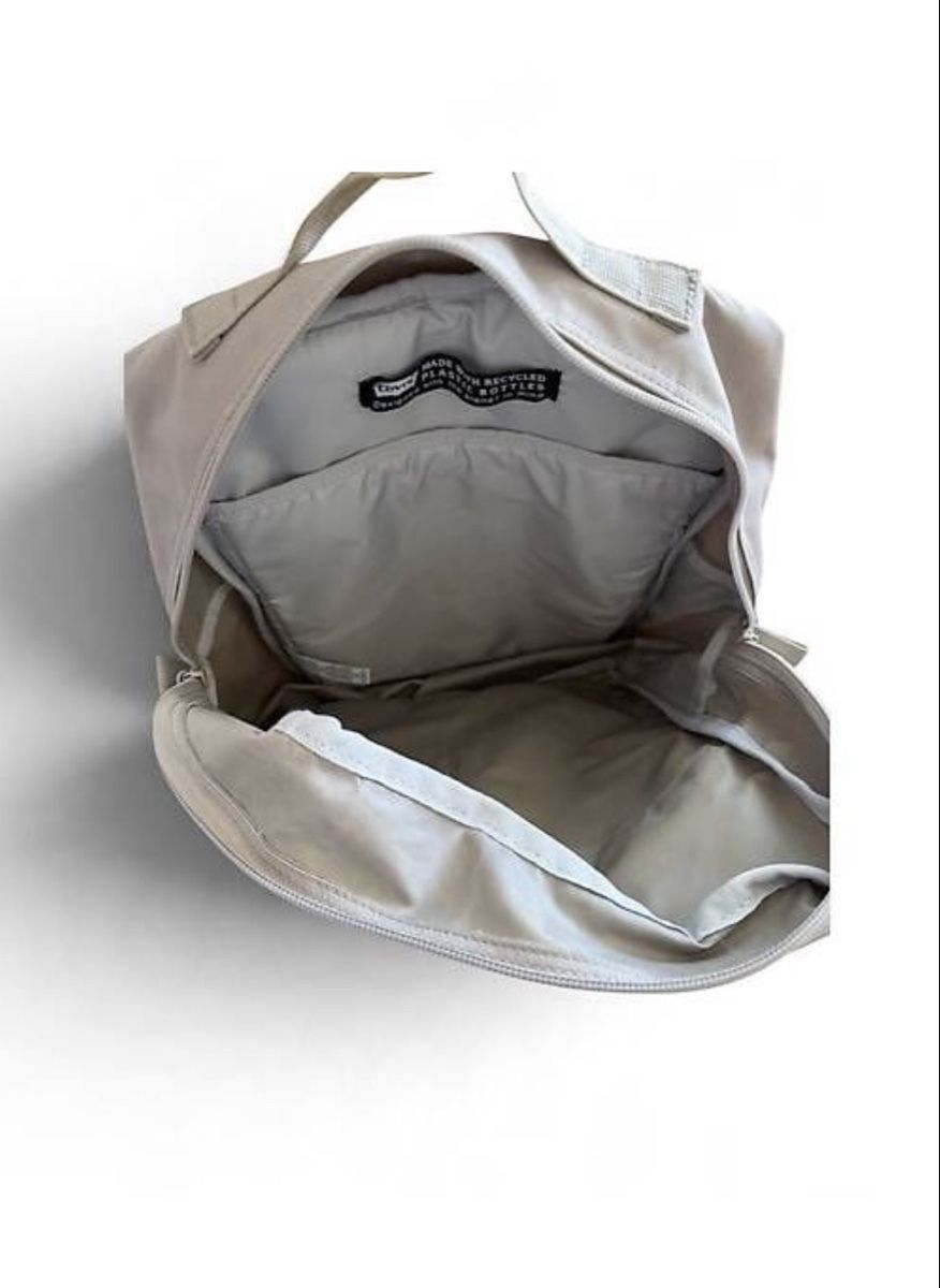Zaini: Levis Rucksack Beige/Grau – Usato da Weinfelden venduto da suzanaa.9 2