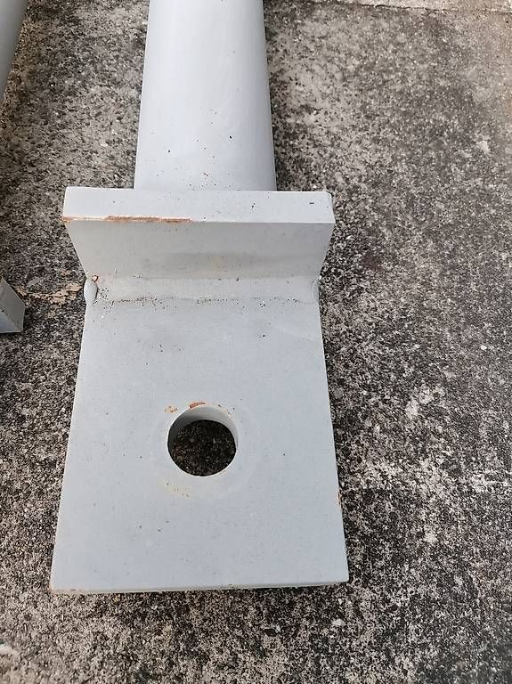 Wandhalterungen: Metallstützen – Gebraucht aus Schötz von Willys5401 1
