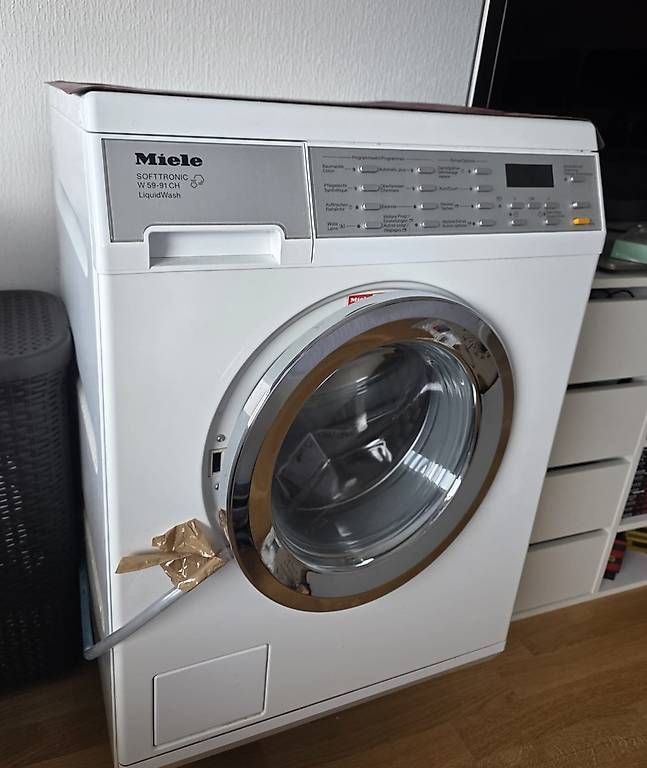 Miele Waschmaschinen: Lave-linge Miele – Gebraucht aus Lausanne von Assiralc7509