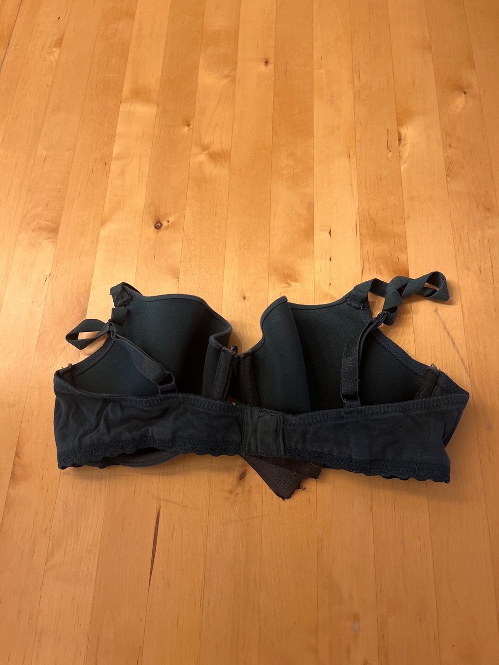 H&M Altra biancheria intima: Soutien-gorge vert H&M – Usato da Le Locle venduto da Mayd_h 1