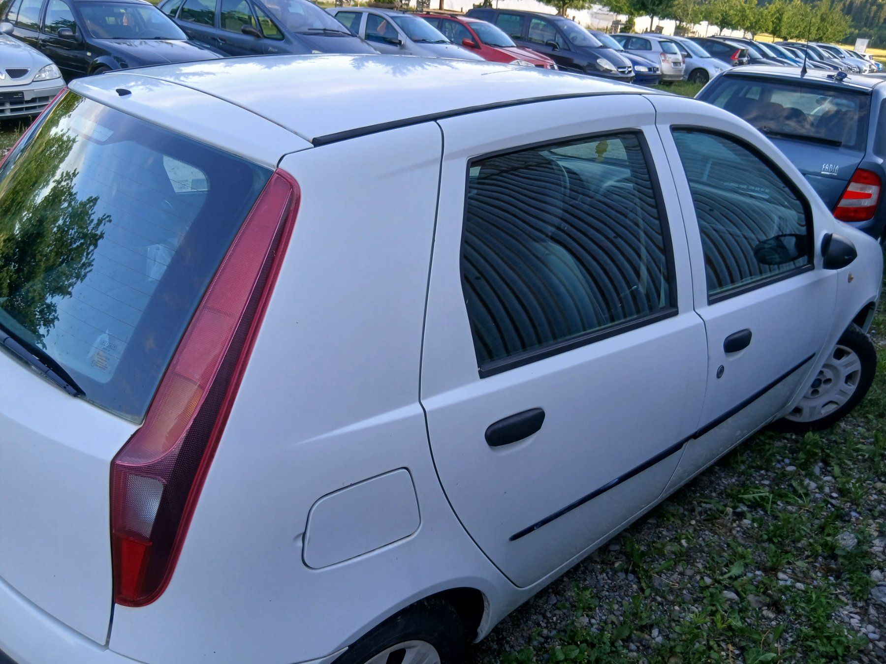 Fiat Automobili: Fiat Punto ab Platz, defekt. – Difettoso da Leibstadt venduto da Manutech 3