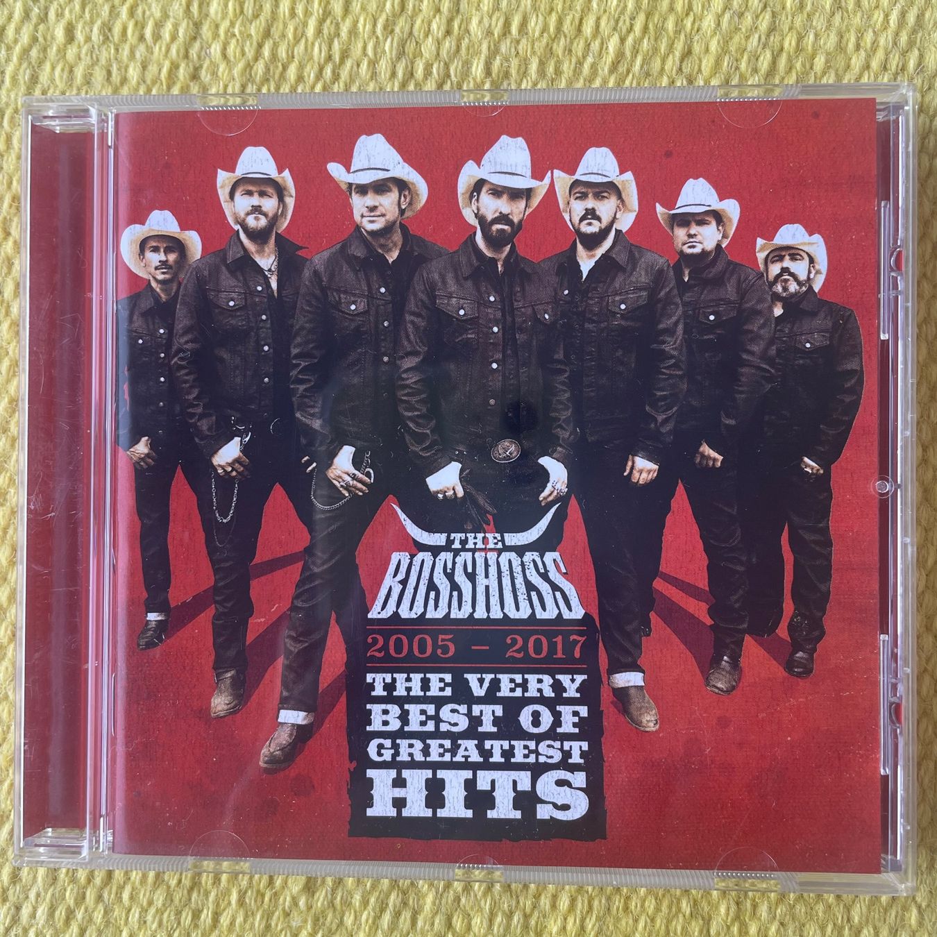 CDs: THE BOSSHOSS-GREATEST HITS 2005-2017 – Gebraucht aus Rorschacherberg von CD-Roli