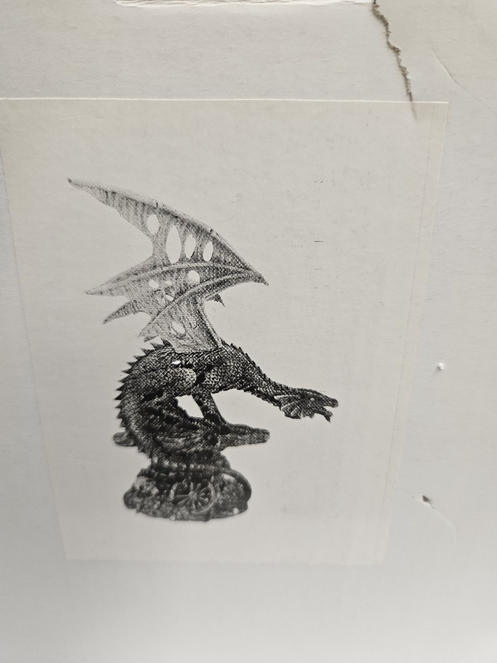 Statuette: Drache auf Fels  – Nuovo e nell'imballaggio originale da Dielsdorf venduto da Kenan997