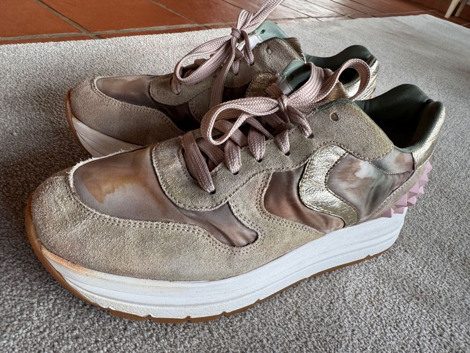 Scarpe da donna: Voile Blanche, Sneaker, Gr. 40 – Usato da Oberrohrdorf venduto da maggys15